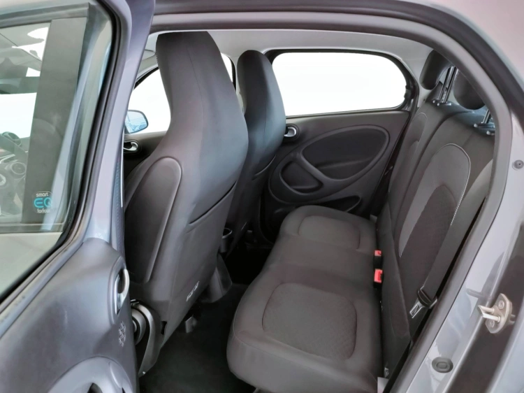 10 - smart forfour Forfour eq Passion 4,6kW
