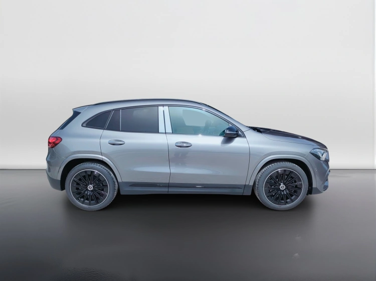 7 - Mercedes-Benz GLA 200 d automatic