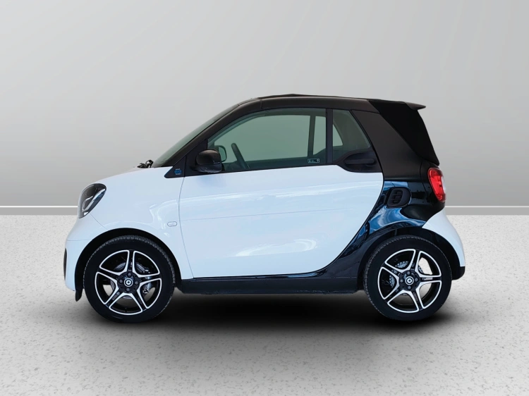 3 - smart fortwo Fortwo Cabrio eq Pulse 22kW