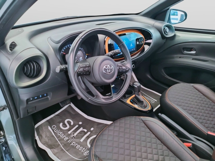 16 - Toyota Aygo X Aygo X 1.0 Limited Air 72cv s-cvt