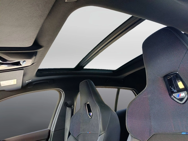 12 - BMW Serie 1 120 48V MSport Pro auto