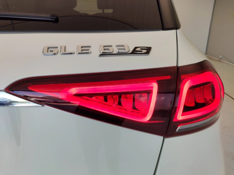 18 - Mercedes AMG GLE GLE 63 mhev (eq-boost) S AMG 4matic+ auto