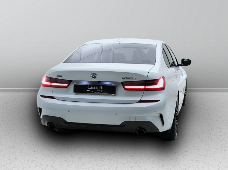 6 - BMW Serie 3 330e xdrive Msport auto