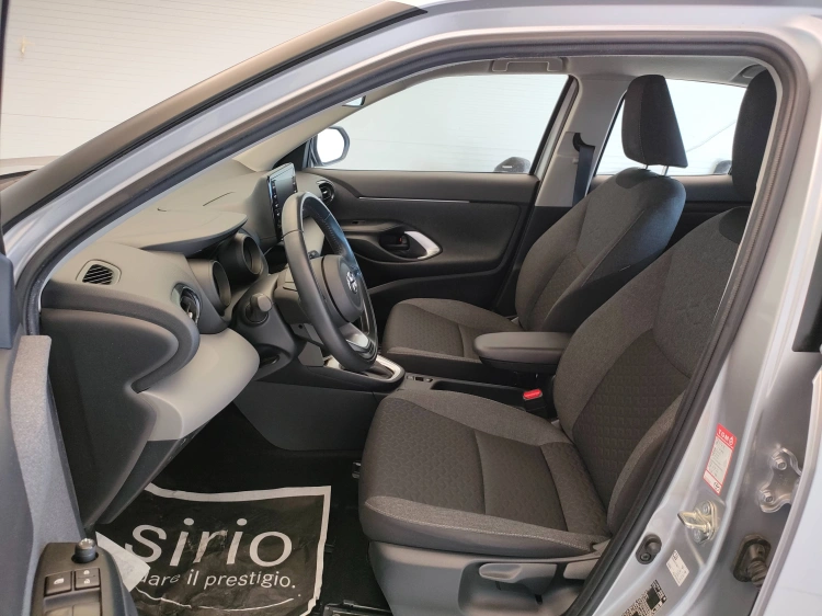 14 - Toyota Yaris Cross Yaris Cross 1.5h Active fwd 116cv e-cvt