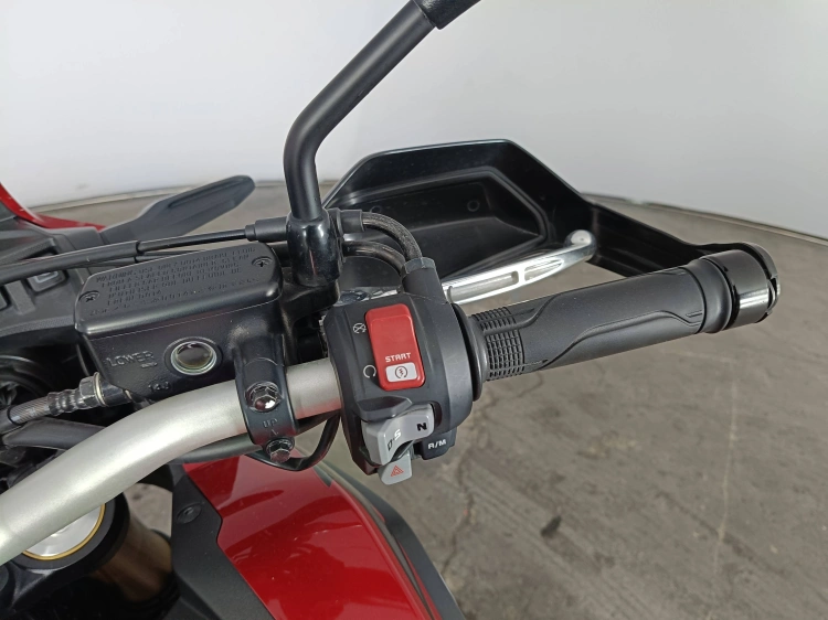 7 - Honda Africa Twin Africa Twin CRF 1000 Travel Edition DCT Abs E4