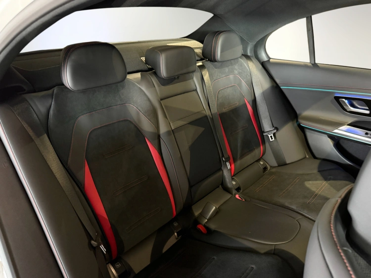 34 - Mercedes AMG Classe E E 53 AMG Hybrid 4MATIC+