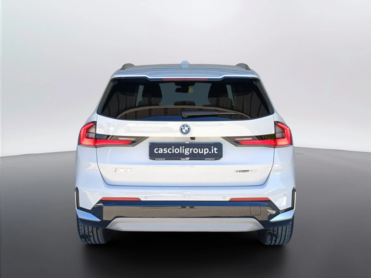 5 - BMW iX1 iX1 edrive 20 X-Line