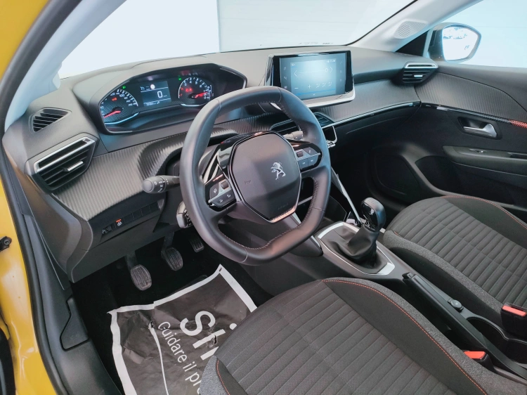 14 - Peugeot 208 208 1.2 puretech Active Pack s&s 75cv