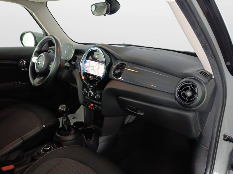 10 - MINI Cooper Mini 5p 1.5 One Classic 75cv