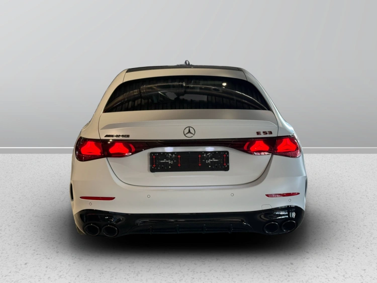 9 - Mercedes-Benz CLASSE E 53 Hybrid 4MATIC+