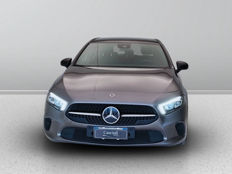 2 - Mercedes-Benz Classe A 180 d Sport auto