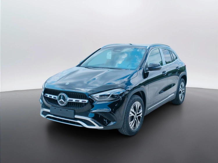 1 - Mercedes-Benz GLA 180  d Automatic