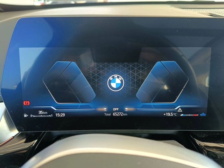 12 - BMW X1 X1 sdrive18d X-Line auto