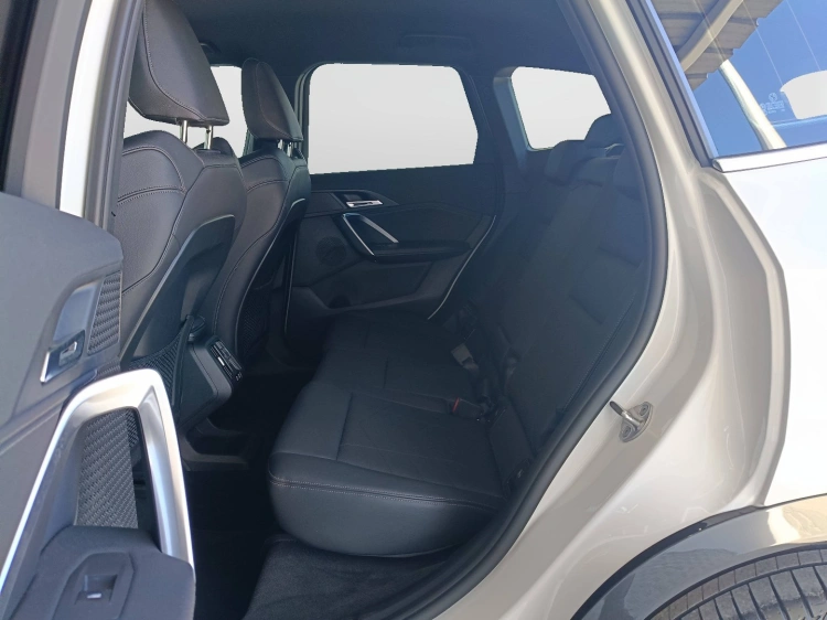 9 - BMW X1 X1 sdrive18d X-Line Edition Essence auto