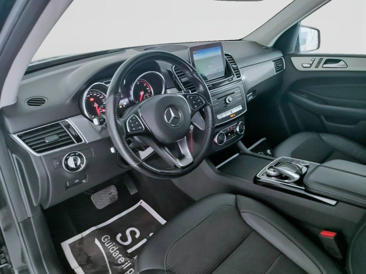 11 - Mercedes-Benz GLE 250 d Sport 4matic auto