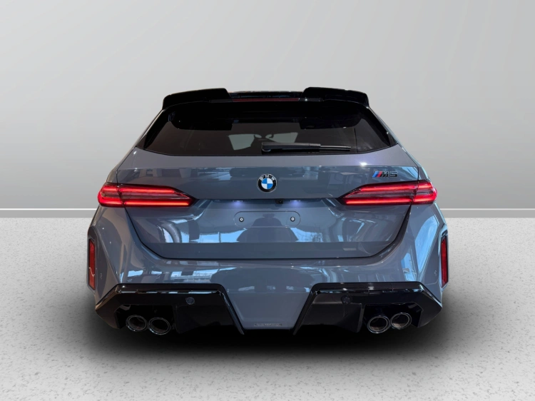 13 - BMW M M5 M5 Touring