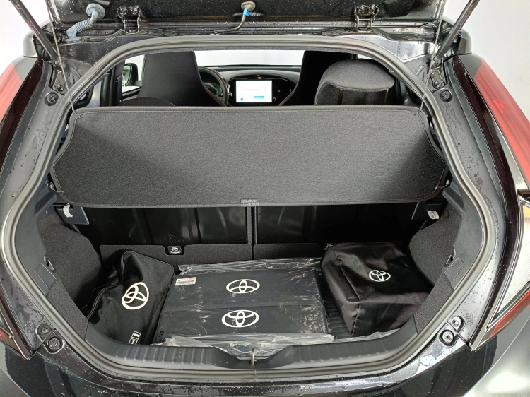 21 - Toyota Aygo X AYGO X 10B MT JBL SE MY24