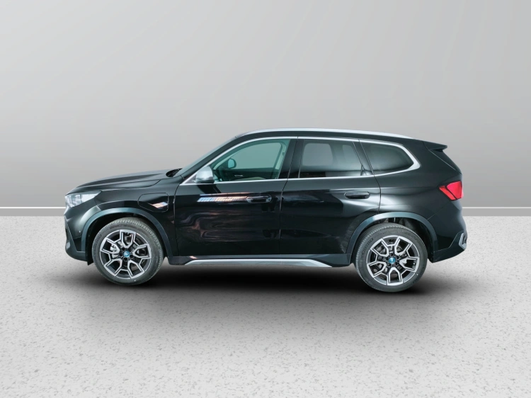 3 - BMW X1 X1 xdrive 25e X-Line auto