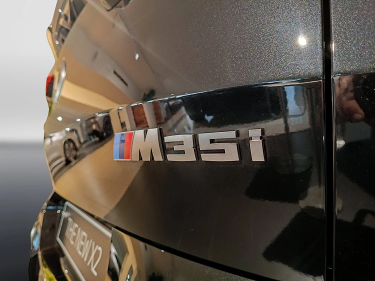 13 - BMW X2 M BMW X2 M35i xDrive