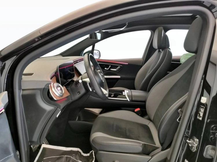 14 - Mercedes-Benz EQE SUV 350 AMG Line Premium 4matic
