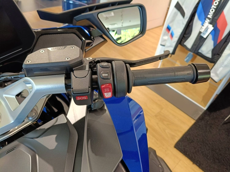 4 - BMW Motorrad RT R 1300 RT