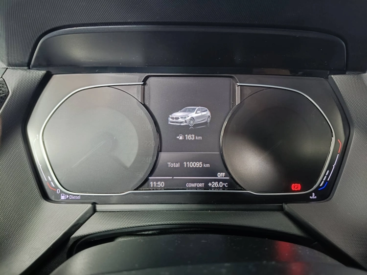 12 - BMW Serie 1 116d Msport auto