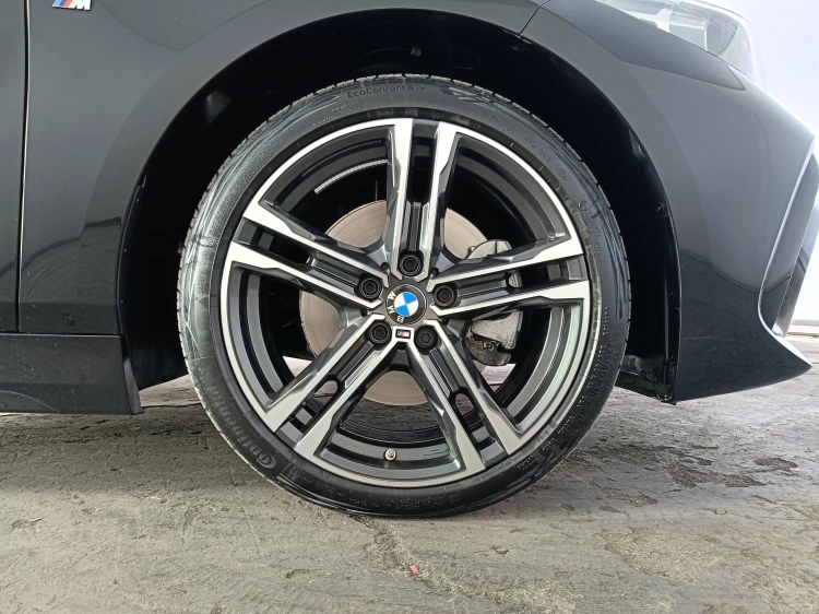 15 - BMW Serie 1 118d Msport auto