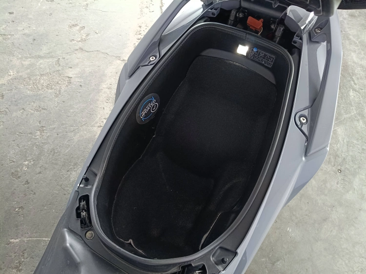 10 - Kymco AK AK 550 Abs my17