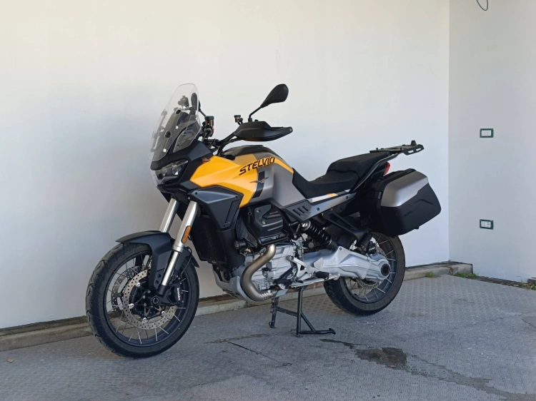 3 - Moto guzzi V85 V 85 TT