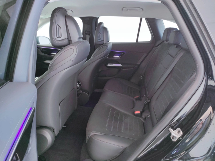 11 - Mercedes-Benz GLC 220 d 4MATIC