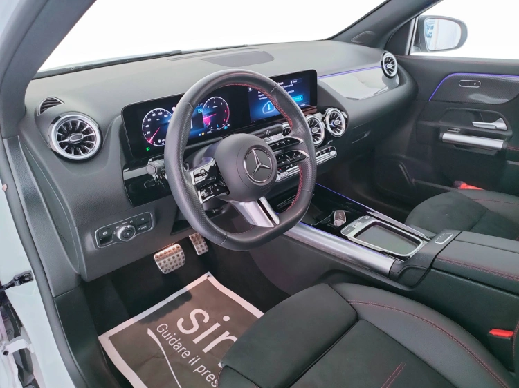 15 - Mercedes-Benz GLA 200 d AMG Line Advanced Plus 4matic auto