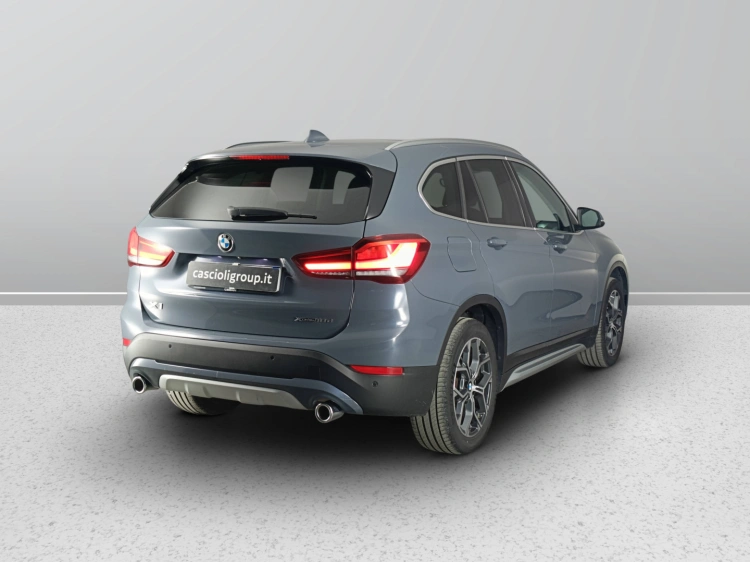 4 - BMW X1 X1 xdrive18d xLine auto