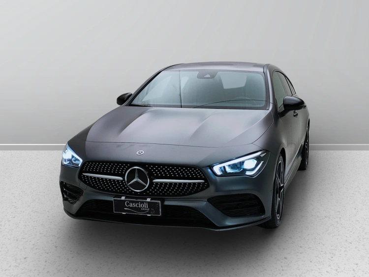 Mercedes-Benz CLA Shooting Brake 200 d Premium 4matic auto