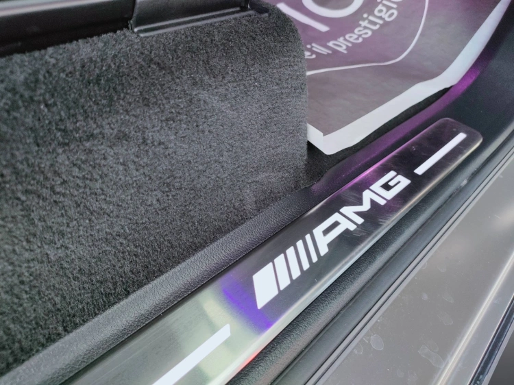 10 - Mercedes AMG Classe G Mercedes-AMG G 63