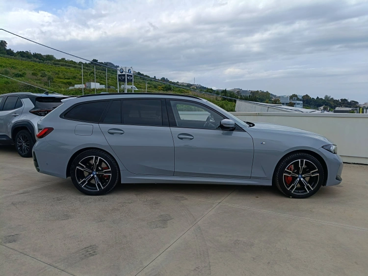 6 - BMW Serie 3 320e Touring MSport auto