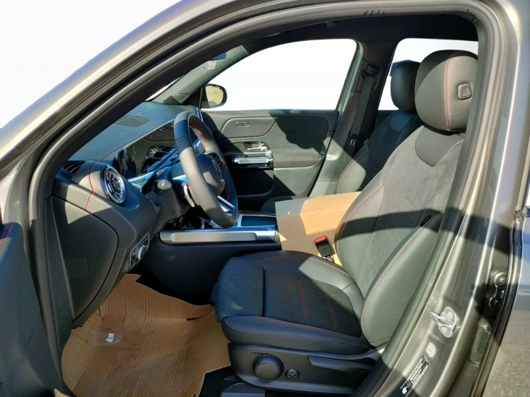 8 - Mercedes-Benz EQB 250+
