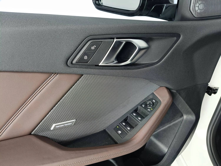 14 - BMW Serie 1 120d 48V MSport Pro auto