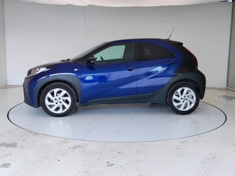 8 - Toyota Aygo X Aygo X 1.0 Trend 72cv
