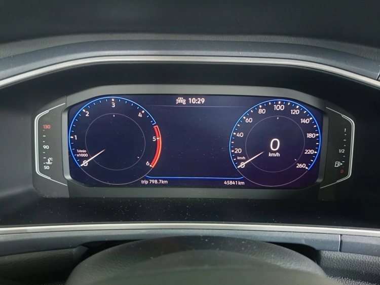 12 - Volkswagen T T-Roc 2.0 tdi Style 115cv