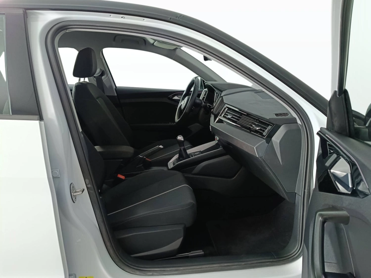 11 - Audi A1 A1 Sportback 25 1.0 tfsi