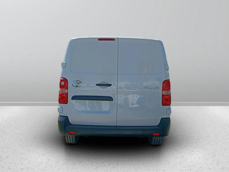 4 - Toyota Professional Proace PROACE 2.0D L2 144M S CMF MY25