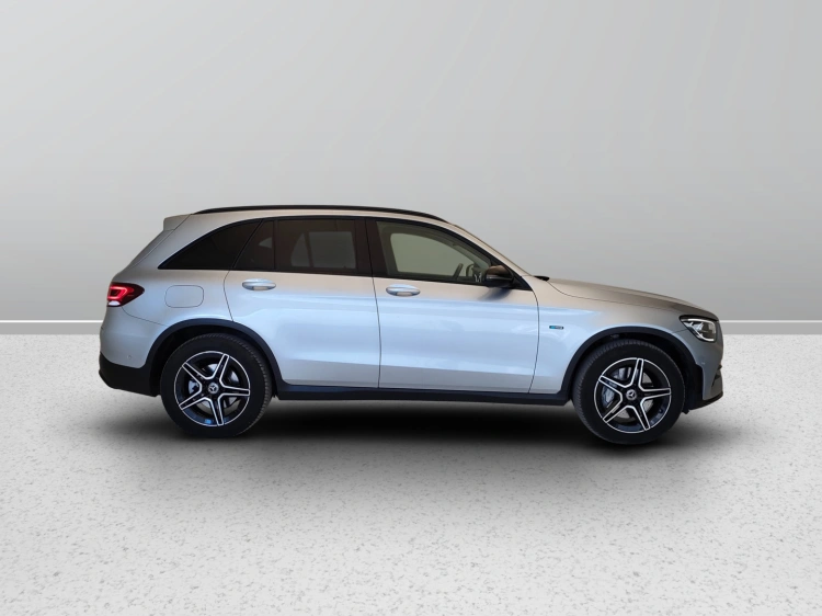 7 - Mercedes-Benz GLC 300 de phev (eq-power) Premium 4matic auto