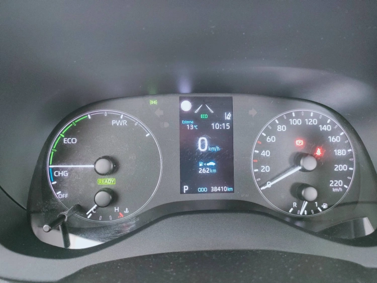 16 - Toyota Yaris Yaris 1.5h Active