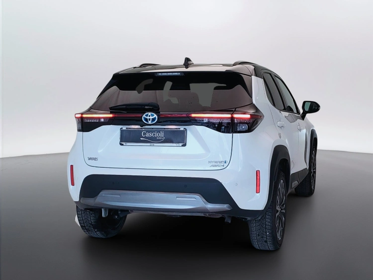 6 - Toyota Yaris Cross Yaris Cross 1.5h Adventure awd-i 116cv e-cvt