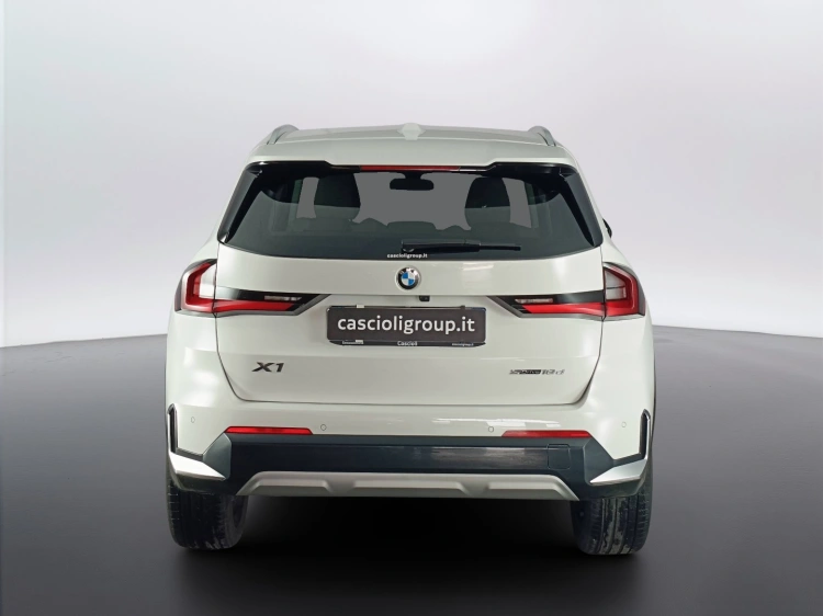 5 - BMW X1 X1 sdrive18d X-Line auto