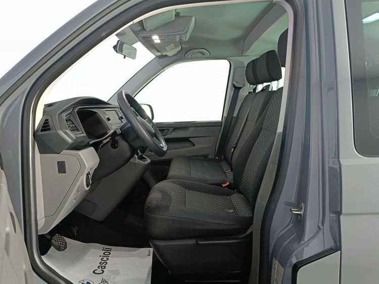 8 - Volkswagen T6.1 Transporter 30 T6.1 Transporter 30 2.0 tdi 110cv kombi p.c.