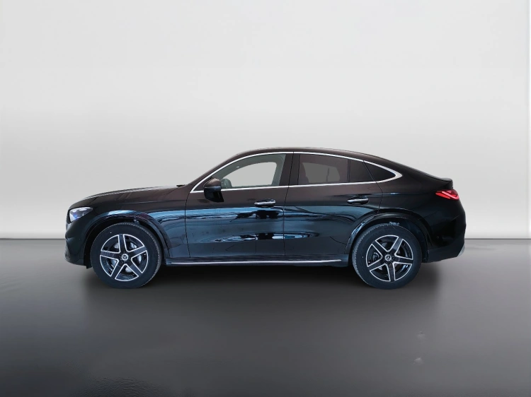 8 - Mercedes-Benz GLC 220 d AMG Line Premium Plus 4matic auto