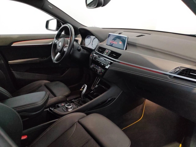 11 - BMW X2 X2 sdrive18d Msport X auto