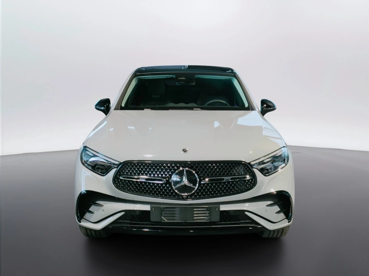 2 - Mercedes-Benz GLC 220 d 4MATIC Coupe