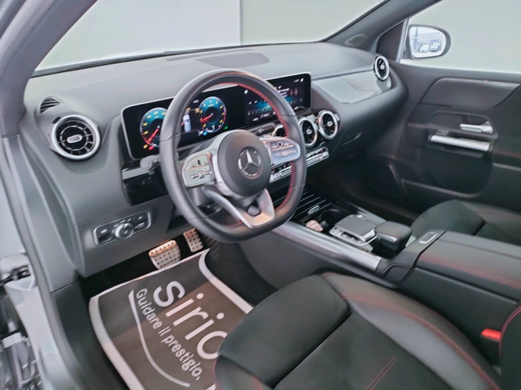 15 - Mercedes-Benz Classe B 180 Premium auto